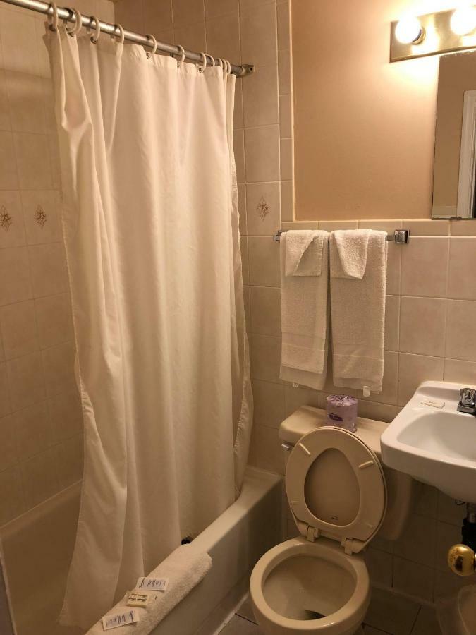 Niagara Inn & Suites Екстериор снимка