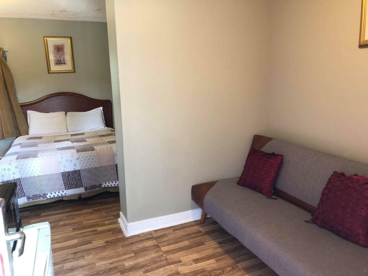 Niagara Inn & Suites Екстериор снимка