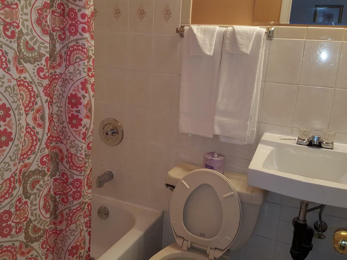 Niagara Inn & Suites Екстериор снимка